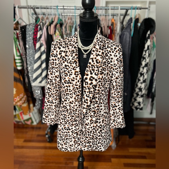 Bar III Jackets & Blazers - Cheetah 🐆 BAR III Blazer size M